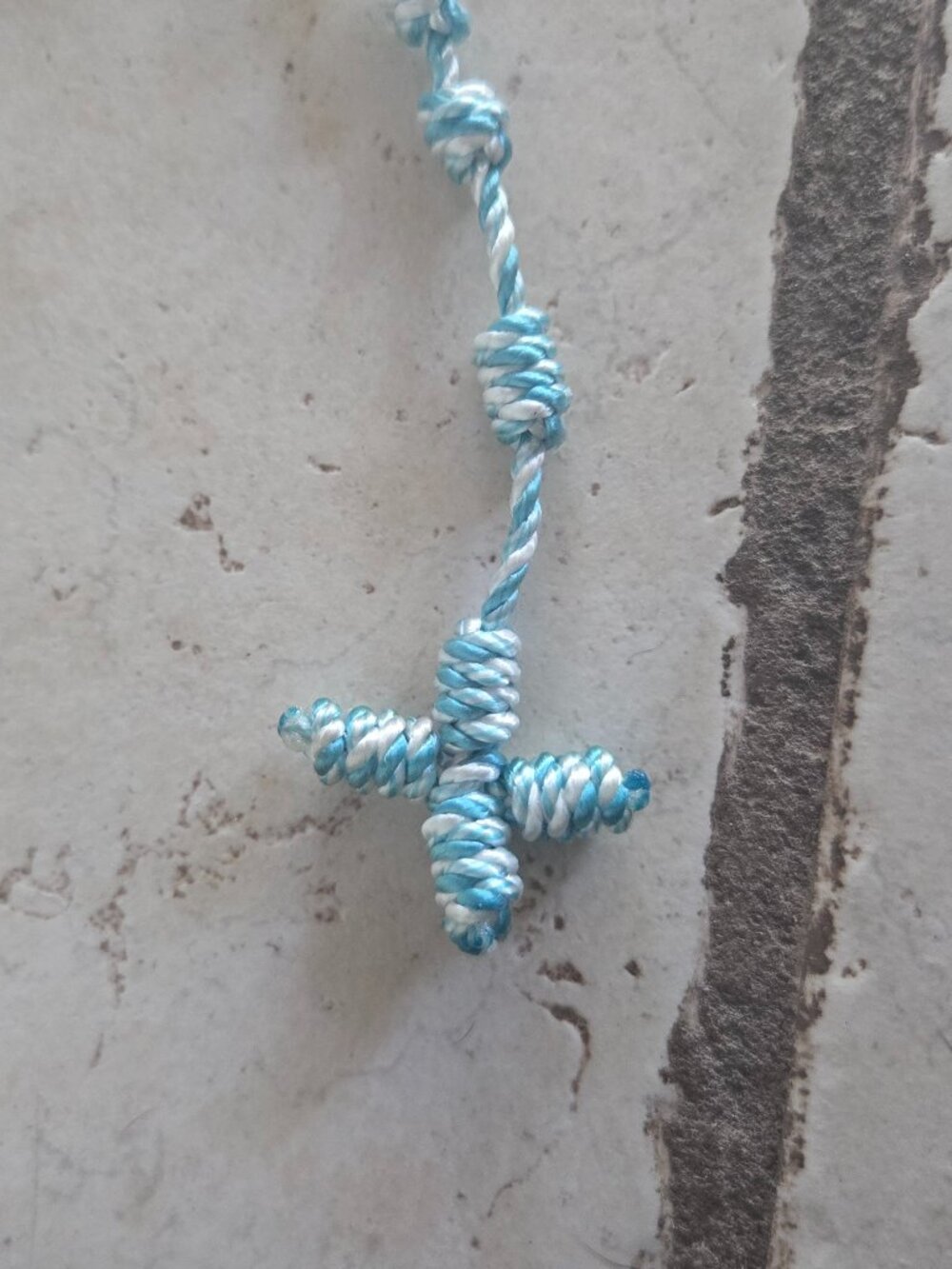 Hand Crafted Knot Rosary blue/white twine Medjugorje Medal (item 5) - Picture 4 of 5